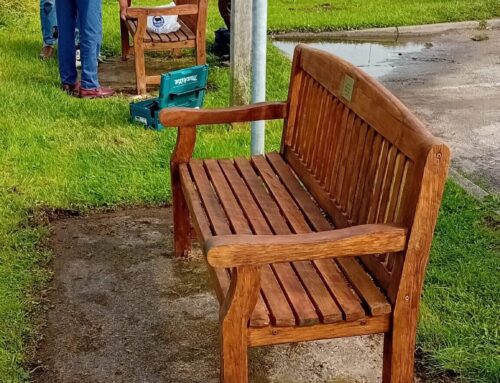 Dalbeattie Men’s Shed Install Refurbished Benches